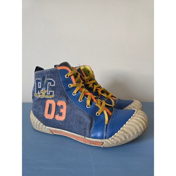 Roberto Cavalli Shoes - Authentic Roberto Cavalli high-top sneakers